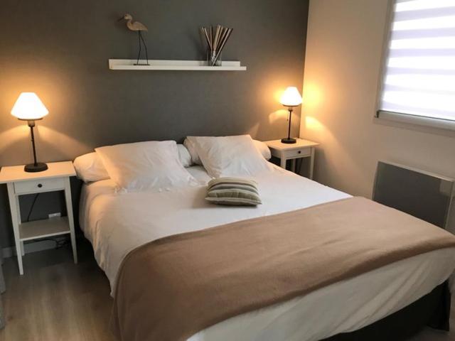 Le Relais De La Hardiesse 6Km Mont St Michel - Chambres Doubles - Suite Spa Privatif Courtils Room photo